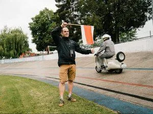 Zielfahne Zementbahnrennen 2024